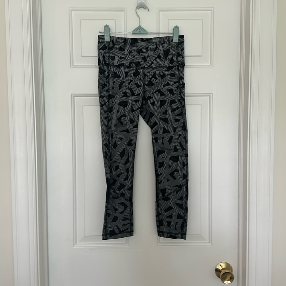 Lululemon Pace Rival Crop, size 4